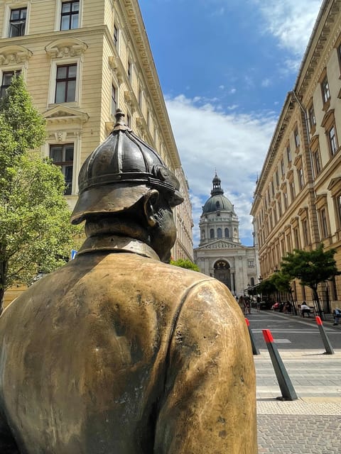 Budapest: Assist the Authorities Outdoor Escape Room Game - How the riddles guide your Budapest walk