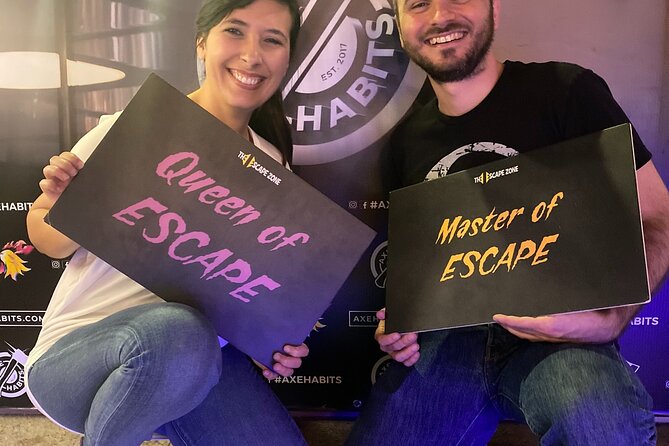 Bundle: 1-Hour Axe Throwing + Escape Room - Starting with the axe throwing hour