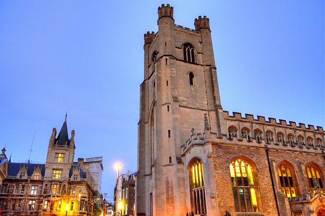 Cambridge Scavenger Hunt and Highlights Self-Guided Tour - Following clues through Cambridge