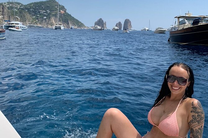 Capri Private all inclusive Boat Tour with City Exploration - Punta Ventroso: the best break in the middle of the day
