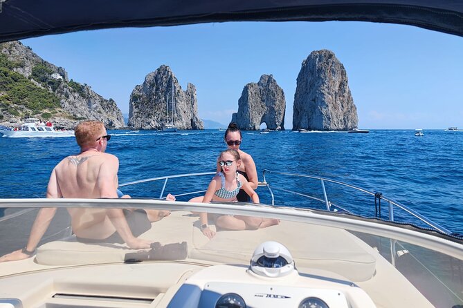 Capri Private all inclusive Boat Tour with City Exploration - The Blue Grotto and the extra-cost question