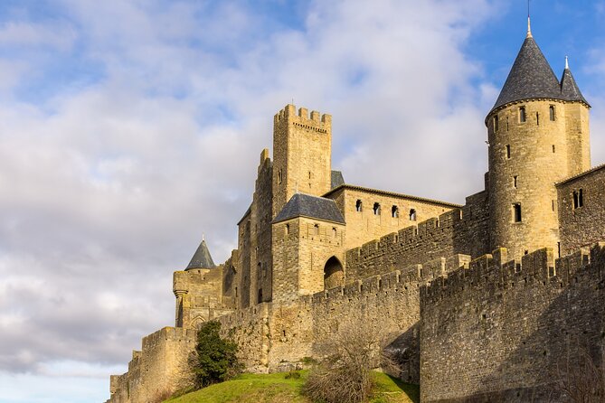 Carcassonne Scavenger Hunt and Highlights Self-Guided Tour - Who will enjoy this most