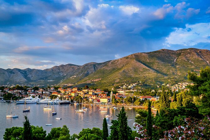 Cavtat Old Town: Exploration Game and Tour - The Racic Mausoleum and Ivan Meštrović