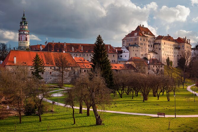 Cesky Krumlov Scavenger Hunt & Highlights Self Guided Audio Tour - Stop one: the Minorite Monastery