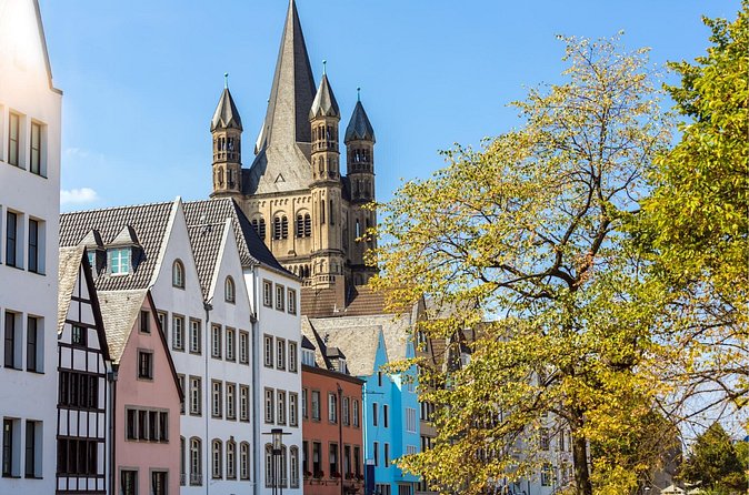 Cologne Scavenger Hunt and Highlights Self Guided Audio Tour - How difficult are the riddles?