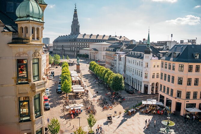 Copenhagen Royal Conspiracy Exploration Game and Tour - Amalienborg Palace Sets the Tone