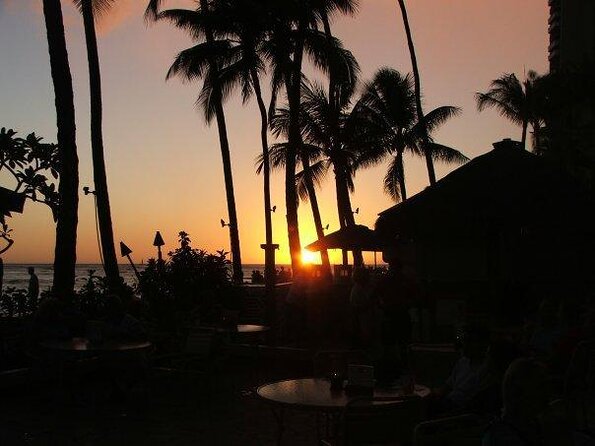 Creative Soul Scavenger Hunt of Waikiki Oahu - Starting at 2055 Kālia Road and Duke Kahanamoku Beach