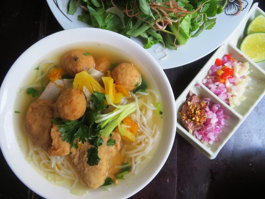 Da Nang: 4 hours city exploration and local food tour - Da Nang’s three bridges after dark or in daylight