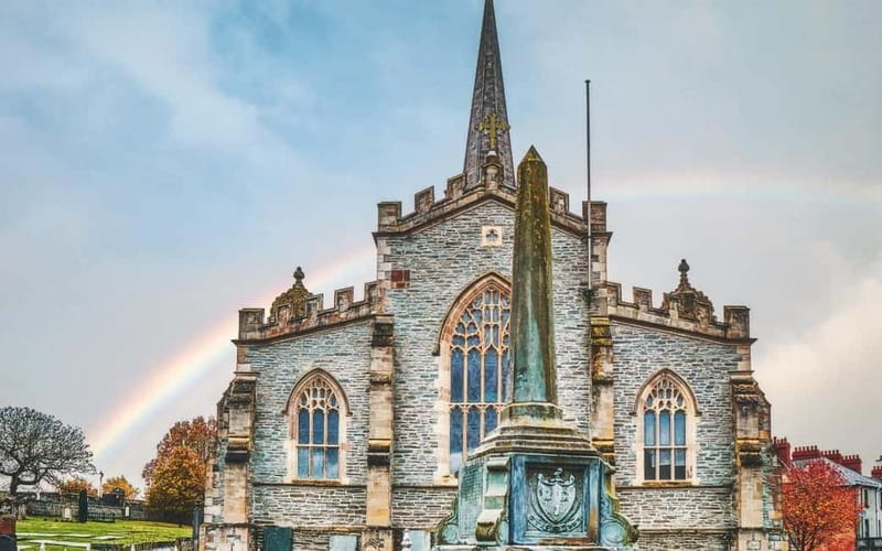 Derry: City Walking Tour & Exploration Game - St Columba and the early story of Derry