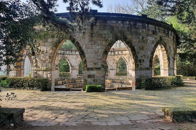 Digital scavenger hunt around Wittringen Castle in Gladbeck - Access, timing, and practical planning