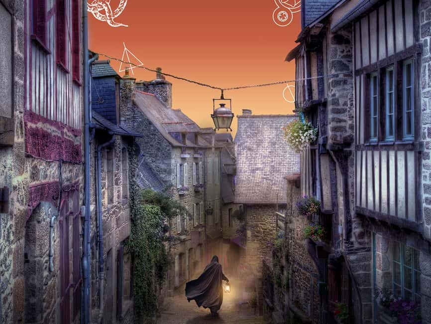 Dinan: Outdoor escape game, The symbols of the apocalypse - Following Dinan’s old streets