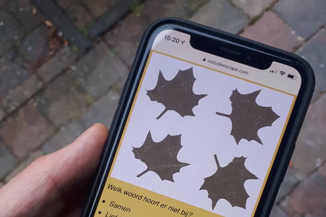 Discover Alkmaar with a self-guided Outside Escape city game tour - Waagplein: cheese, weighing, and a busy public square