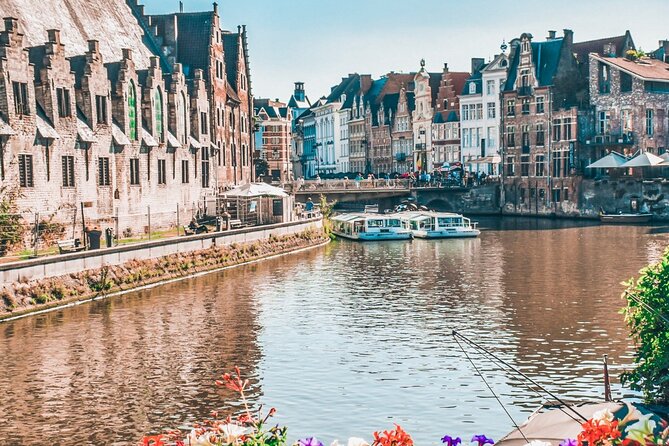Discover Ghent while playing! Escape game - The alchemist - A story with a clear choice at the end