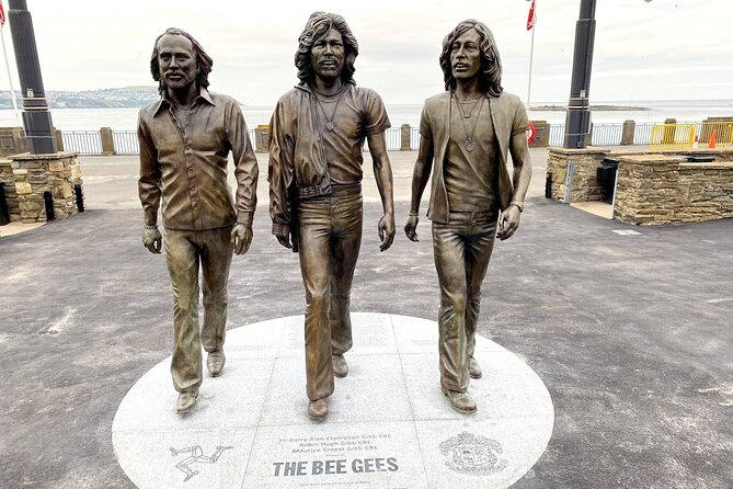 Douglas, Isle of Man: Self Guided Walk & Immersive Treasure Hunt - Douglas Promenade and the seafront finish