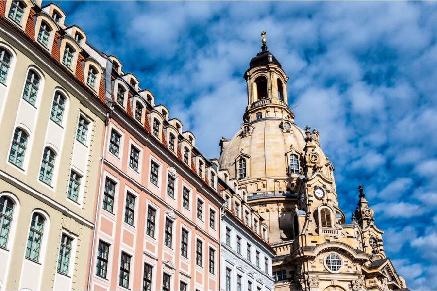 Dresden: Old Town Self-Guided Scavenger Hunt Tour - Flexibility without a guide