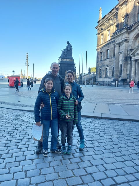 Dresden Sightseeing Treasure Hunt - Access, languages, and practical planning