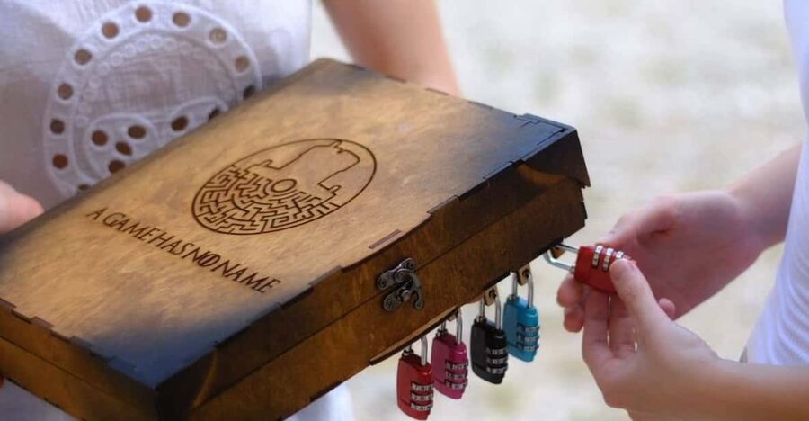 Dubrovnik: Old Town History Outdoor Escape Game - Starting at Rector’s Palace with a sealed book