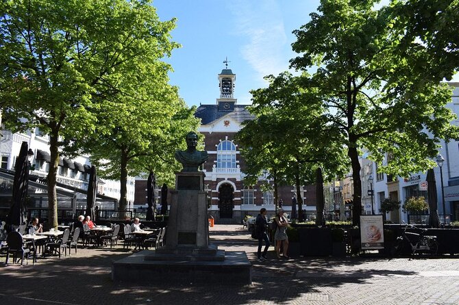 e-Scavenger hunt Apeldoorn: Explore the city at your own pace - Orpheus and Apeldoorn’s cultural side