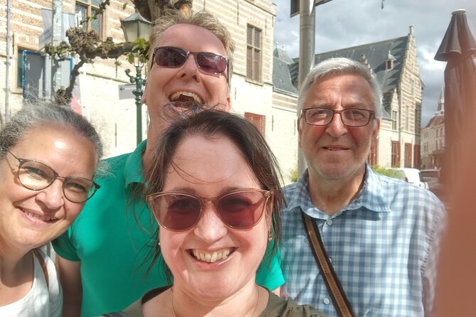 e-Scavenger hunt Bergen op Zoom: Explore the city - Starting at Stationsstraat 33