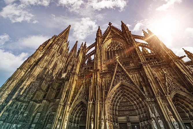e-Scavenger hunt Cologne: Explore the city at your own pace - Key points to know before you book