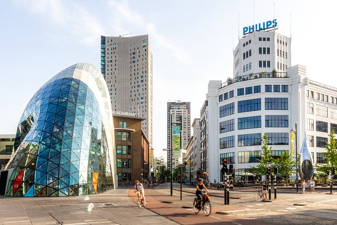 e-Scavenger hunt Eindhoven: Explore the city at your own pace - PSV Museum, DAF Museum, and Eindhoven’s big identities