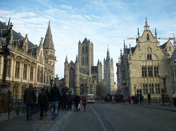 e-Scavenger hunt Ghent: Explore the city at your own pace - A self-guided way to meet Ghent