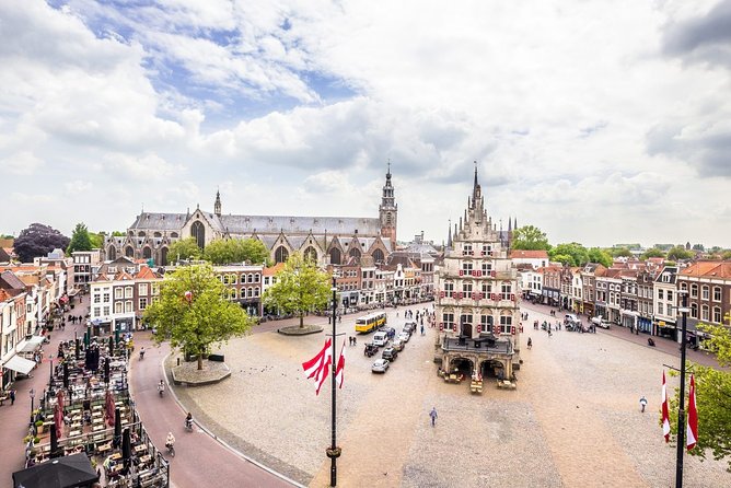 e-Scavenger hunt Gouda: Explore the city at your own pace - Stadhuis Gouda and Museum Gouda