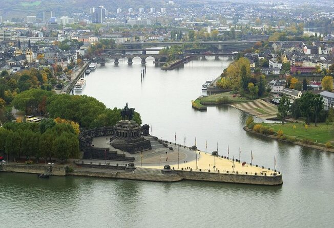 e-Scavenger hunt Koblenz: Explore the city at your own pace - St. Florin, the Church of Our Lady, and Koblenz’s church skyline