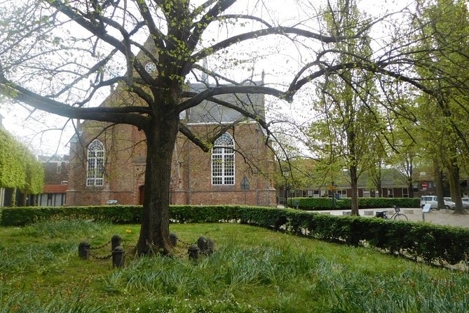 e-Scavenger hunt Leeuwarden: Explore the city at your own pace - Oldehove and the local museum stops