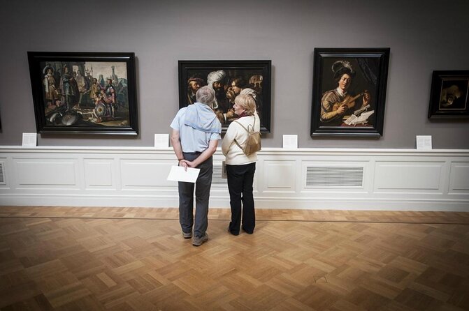 e-Scavenger hunt Leiden: Explore the city at your own pace - Japanmuseum SieboldHuis and the final modern stops