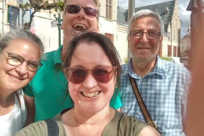 e-Scavenger hunt Lisbon: Explore the city at your own pace - Baixa brings the route down to street level
