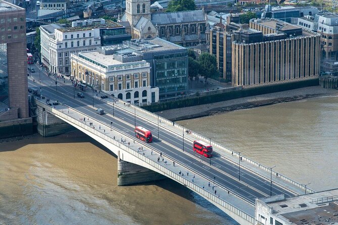 e-Scavenger Hunt London: Explore the City at Your Own Pace - Key points at a glance