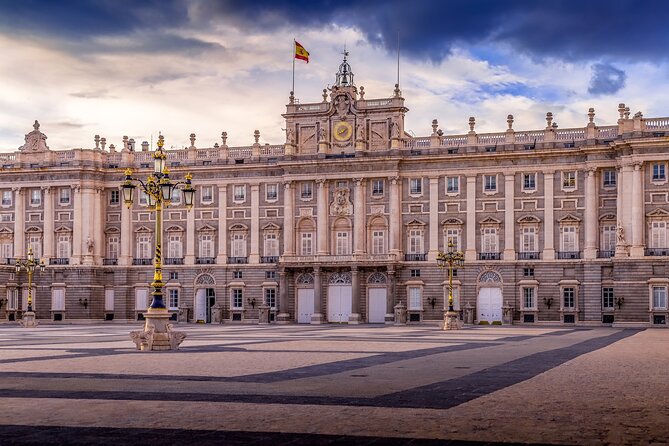 e-Scavenger hunt Madrid: Explore the city at your own pace - Plaza Mayor and Puerta del Sol
