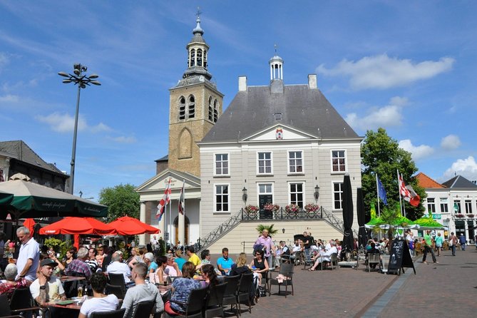 e-Scavenger hunt Roosendaal: Explore the city at your own pace - Following clues through the center