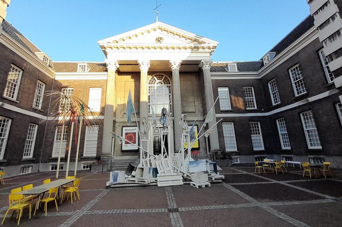 e-Scavenger hunt Schiedam: Explore the city at your own pace - Theater aan de Schie and everyday Schiedam