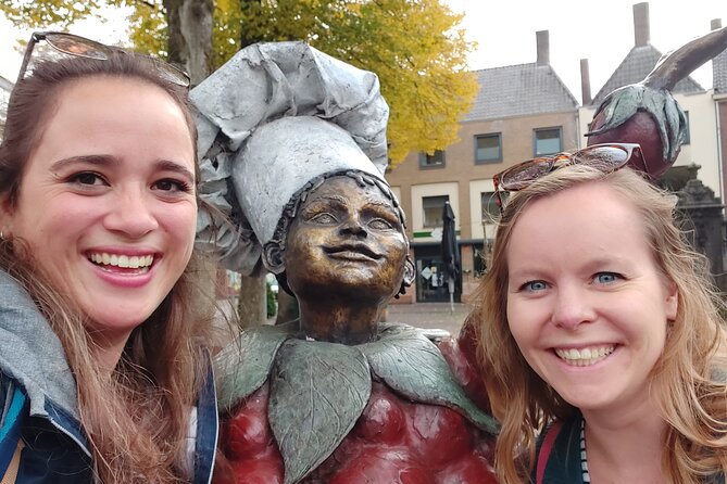 e-Scavenger hunt Tiel: Explore the city at your own pace - A cultural stop with about 180 performances