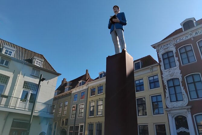 e-Scavenger hunt Vlissingen: Explore the city at your own pace - A former prison tower and Bellamypark