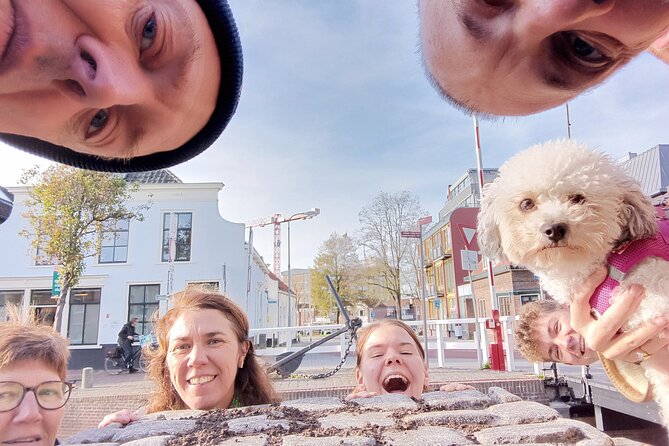 e-Scavenger hunt Vlissingen: Explore the city at your own pace - Meeting Michiel de Ruyter beside the sea