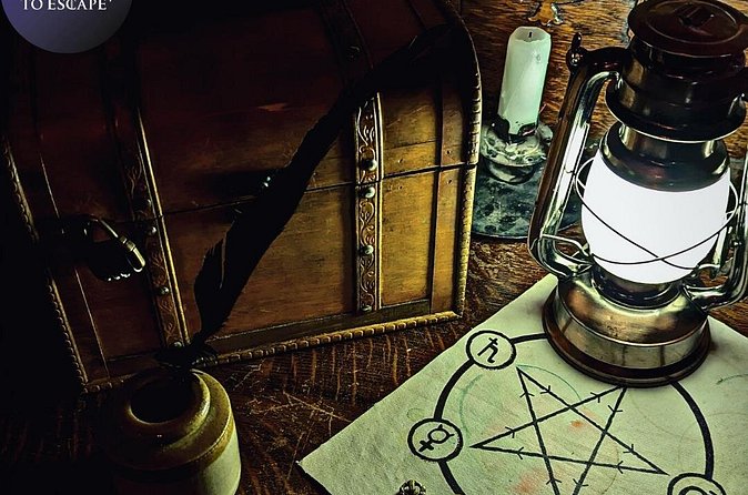 Epic Escape Room Adventure to Save King’s Landing in Belfast - Why the private format matters