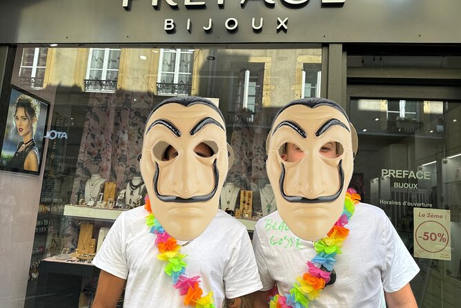 Escape Game Outdoor Theme Team Heist in Metz - Your mission begins at Place Saint-Jacques