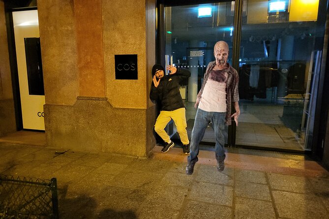 Escape game The Walking Dead in Paris - Starting at Place de l’Hôtel-de-Ville