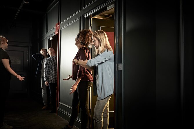 Escape Room: Escape Hunt Dubai - Prison Breakout - Getting to Galleria Mall on Al Wasl Road