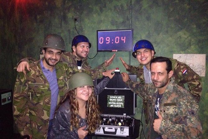 Escape Room in Guadalajara: Save the World in a Bunker - The guide can make or break the mood
