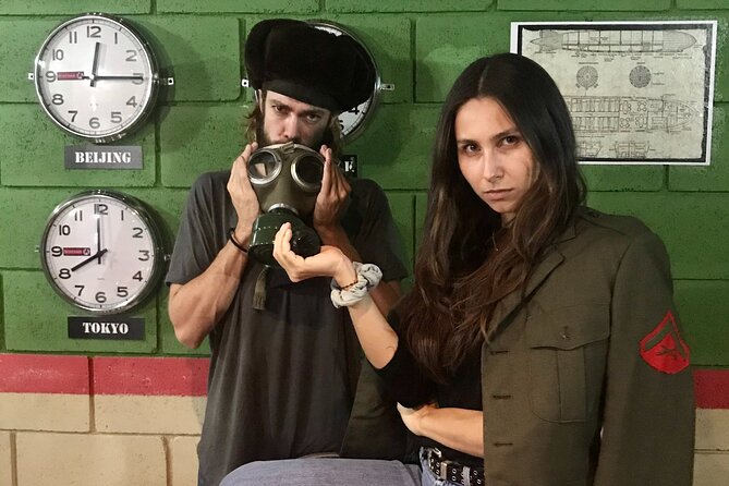 Escape Room in Guadalajara: Save the World in a Bunker - How the 60-minute challenge works