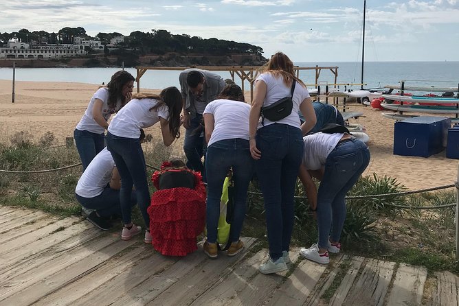 Escape Room Outdoor (on foot) Bartolomew Roberts Treasure - Starting at Verd Mar Activitats