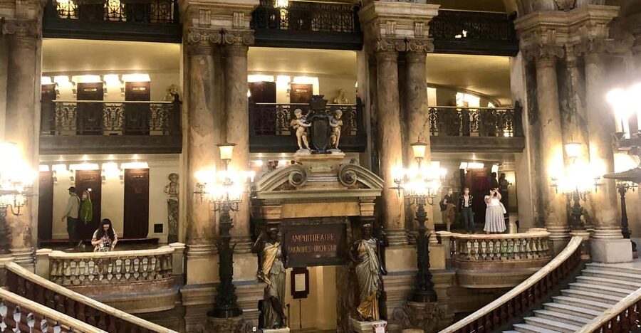 Family-friendly treasure hunt at Opera Garnier - Meeting on the Opera’s grand staircase
