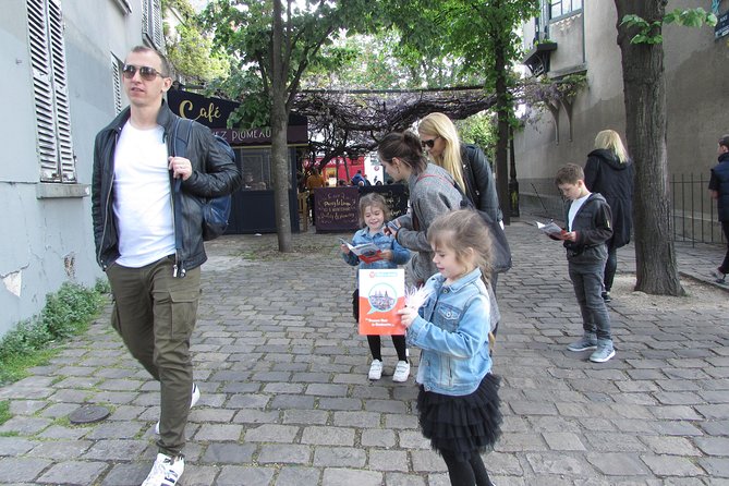 Family Treasure Hunt in Montmartre - What the $583.79 Group Price Really Buys
