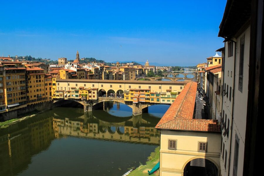 Florence: Uffizi Gallery Private Treasure Hunt for Families - Three hours inside the Uffizi