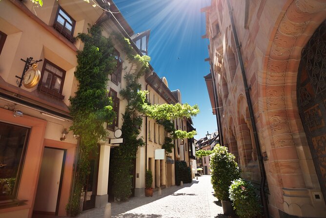 Freiburg in Breisgau Scavenger Hunt and Sights Self-Guided Tour - Cathedral of Our Lady: a strong early landmark