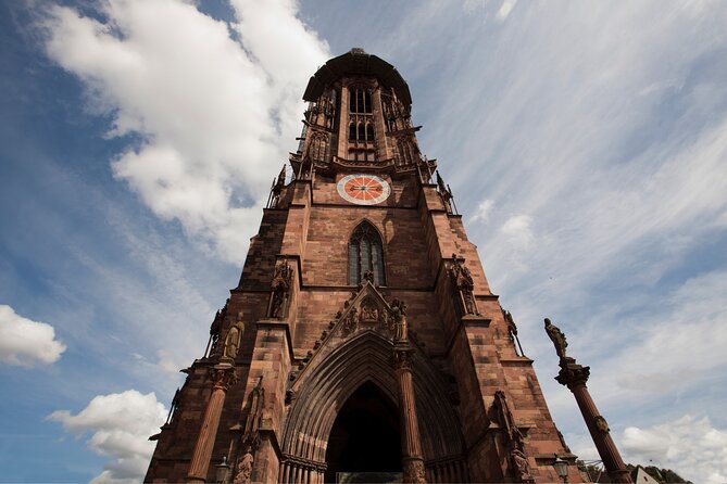 Freiburg Scavenger Hunt and Highlights Self Guided Audio Tour - Bertoldsbrunnen and the New Town Hall